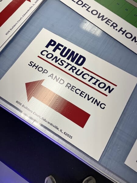 Coro, Yard & Lawn Signs